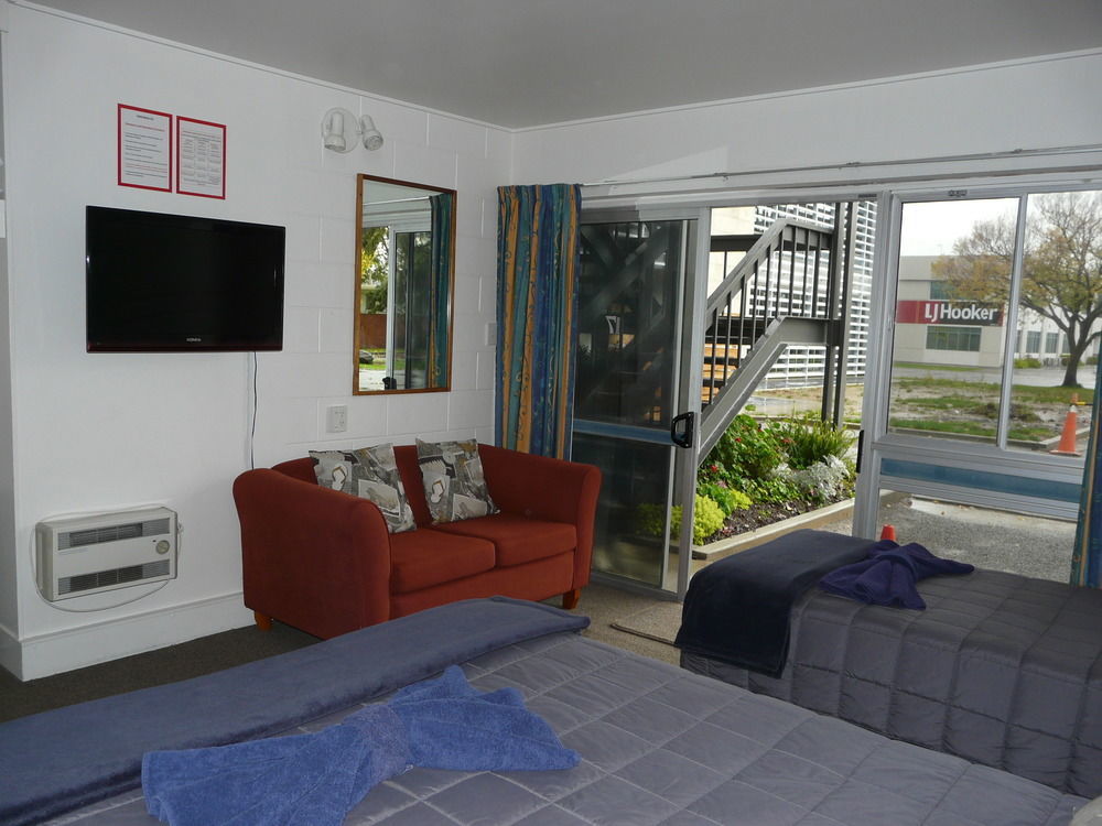 Alpha Motor Inn Палмерстон-Норт Экстерьер фото